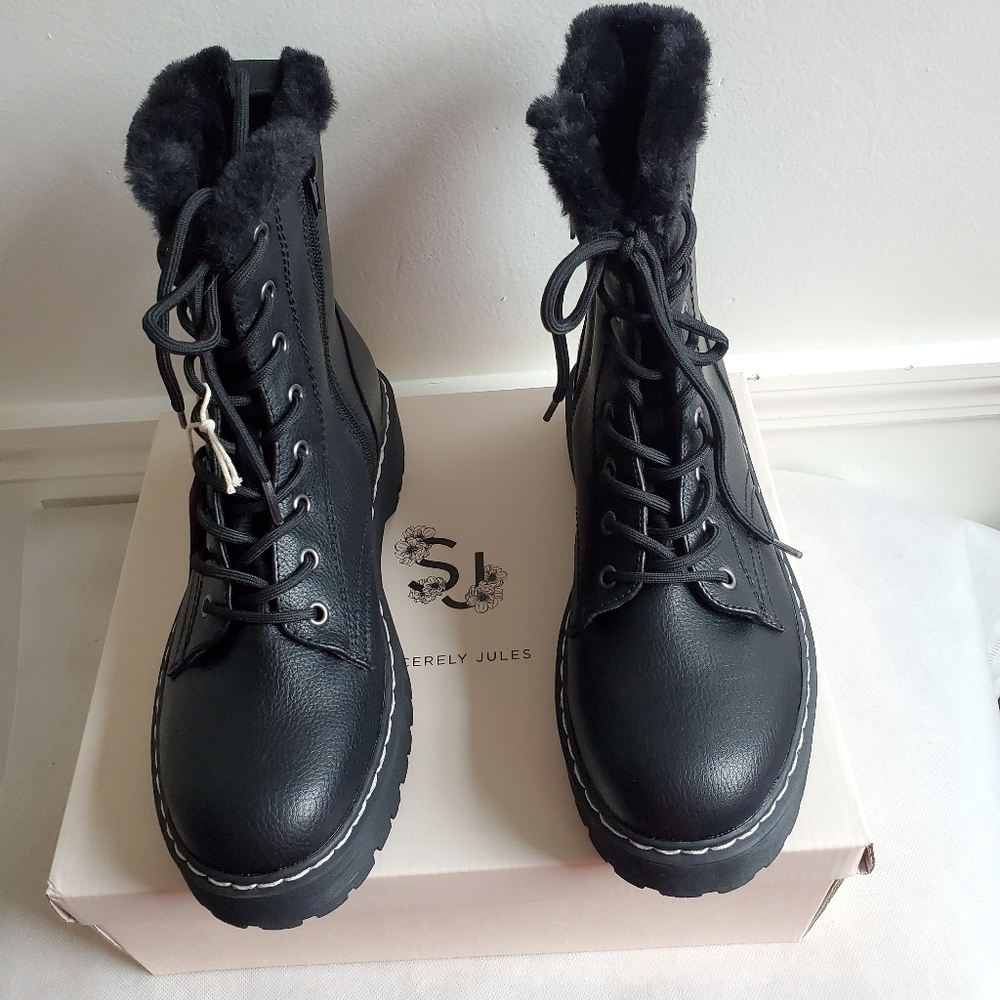 NWT Sincerely Jules Happening Faux Fur Lined Combats Boots In Black Size 8.5 - Picture 3 of 10